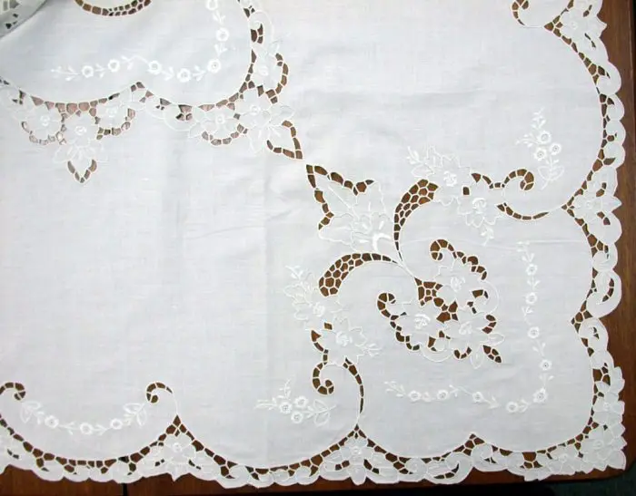 Madeira Cutwork image018c