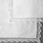 Cluny Lace trim runner