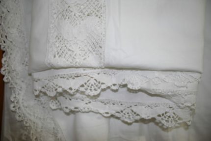 Butterfly Cluny Lace bedding ensemble