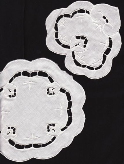 Cutwork Tulips doilies and runners