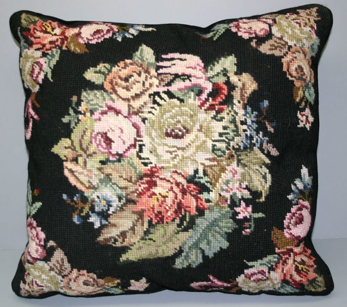 Old Roses Needlepoint image021d