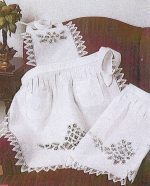 wElite Battenburg Lace Aprons