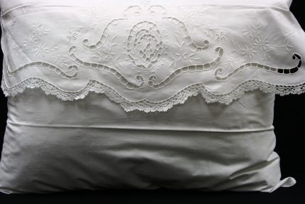 wEnvelope Pillow Cases Crochet & Cutwork C0603