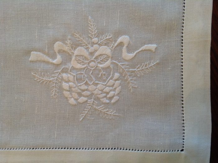 Linen Satin Stitched Pine Cone motif