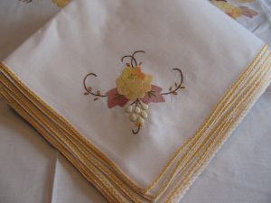 Applique Yellow Roses with Trapunto stuffed applique Rosebuds dinner size oblong or oval table.