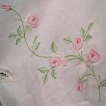 Embroidered Roses Cotton half apron with Battenburg lace flowers trim.