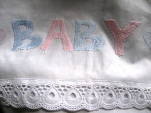 Lace trimmed Baby Embroidered sheet & pillow cases
