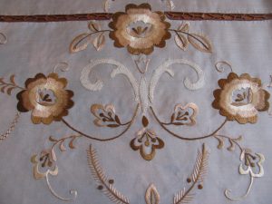 Exceptional Vintage pure silk round tablecloth embroidered in variable shades of bronze colour silk thread. 