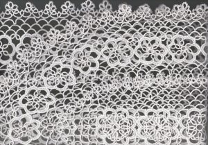 Museum quality Handmade Tatting Lace with Shamrocks picoted edging doilies and runner