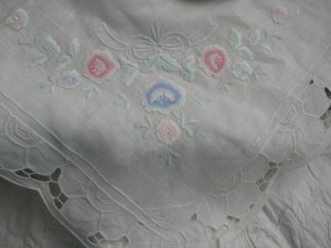 Pure Linen Cutwork and White work embroidered Rose Bouquet in Pink & Blue colours.