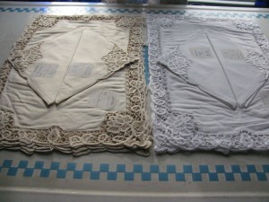 Royal Battenburg Lace Linen/cotton place mat and matching napkin 2p set