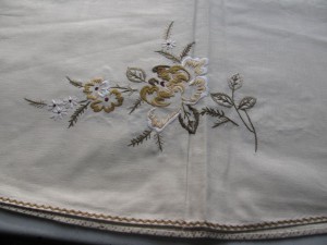 Unique Art drawing of Chrysanthemums in rare medium of fine hand embroidery round tablecloth. 