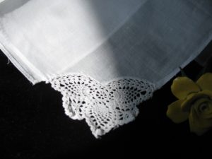 Triple tip fine crocheted lace corner fine handkerchief cotton