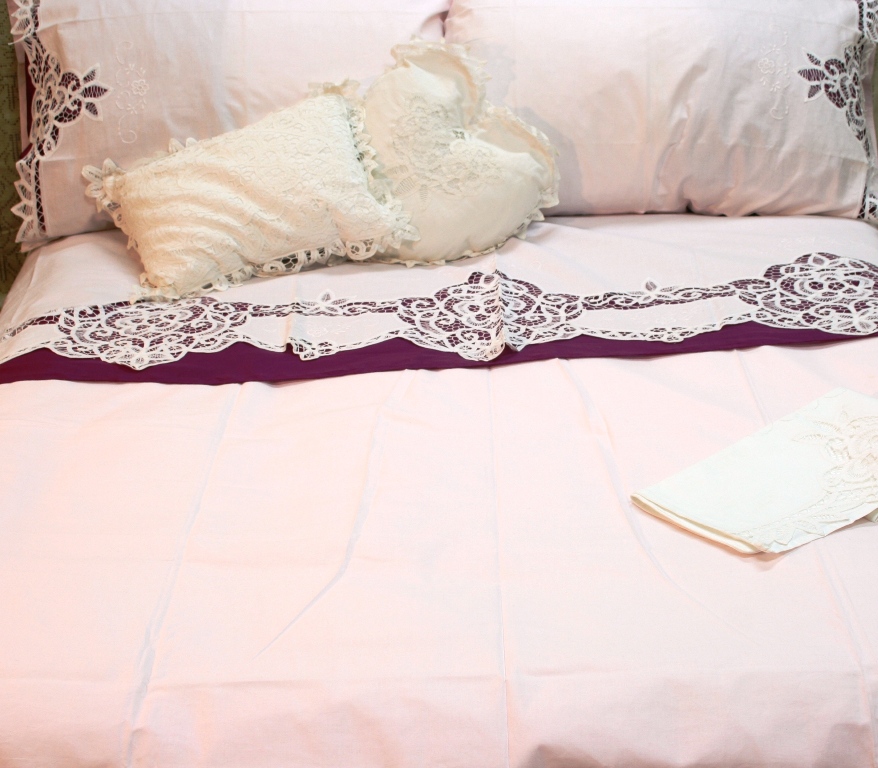 Elite Battenburg Pale Pink Cotton Sheet Cases White Lace Edge